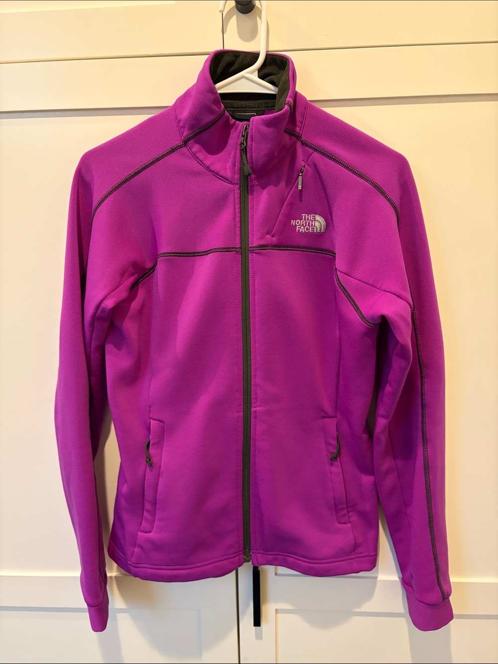 W’s The North Face Vibrant Purple Full‑Zip Utility Jacket